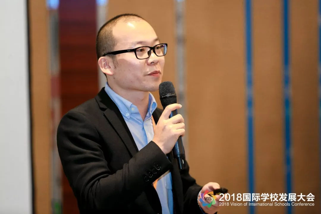 打造智慧校园:软件是中枢,硬件是触角