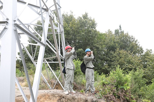 迎峰度夏保供电丨精益运维设备 助力川渝保供 迎峰度夏保供电丨精益运维设备 助力川渝保供