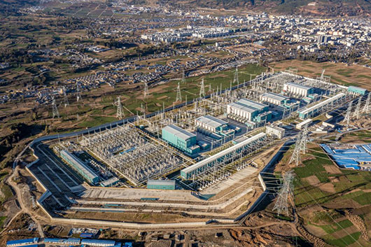 新华全媒+丨看大凉山如何建起“西电东送”巨型换流站 新华全媒+丨看大凉山如何建起“西电东送”巨型换流站