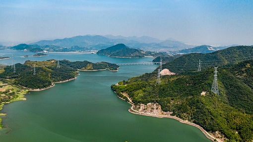 加快建设世界一流企业<br>全力打造全球知名品牌 加快建设世界一流企业<br>全力打造全球知名品牌